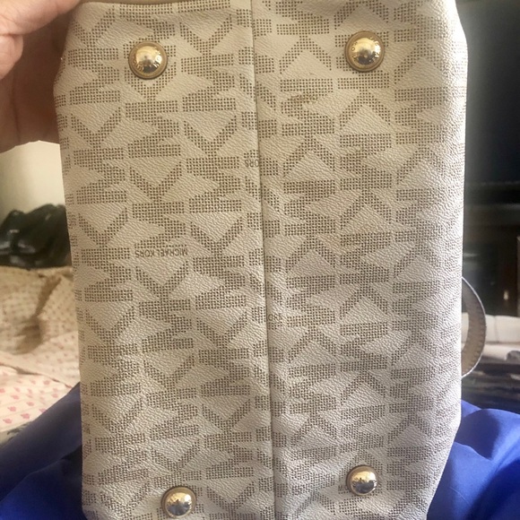 Michael Kors Bag - Picture 3 of 5